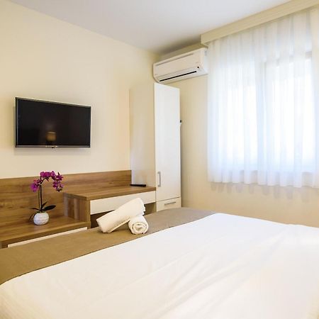 Apartments Leone Lukas Promajna Bilik gambar