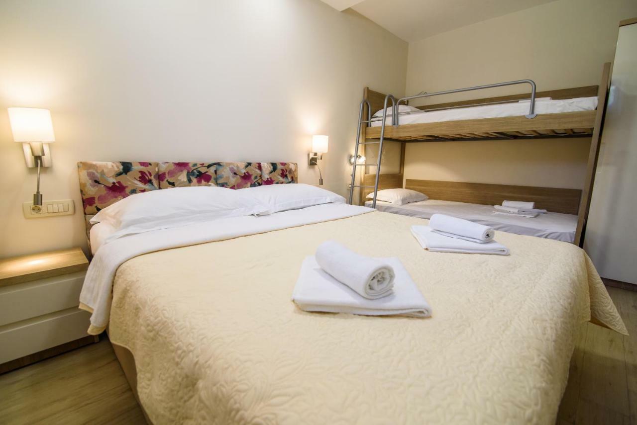 Apartments Leone Lukas Promajna Luaran gambar